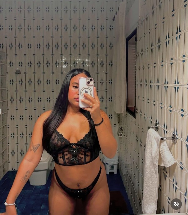 NOVEDAD EN CADIZ JOVENCITA CAPITAL CAÑERA MUY CALIENTE Y FIESTERA