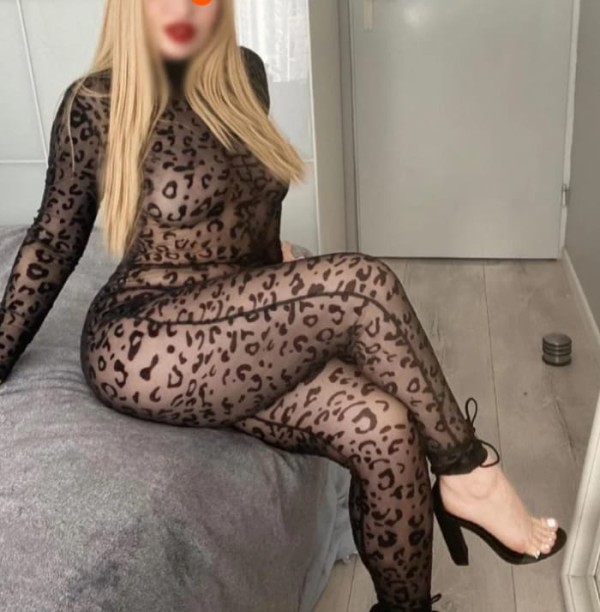 NOVEDAD EN ARANDA DE DUERO RUBIA EXPLOSIVA LATINA 24H