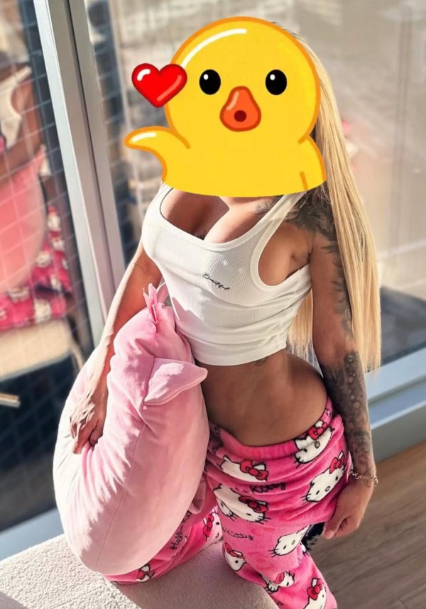 Linda rubia fiestera desde 20