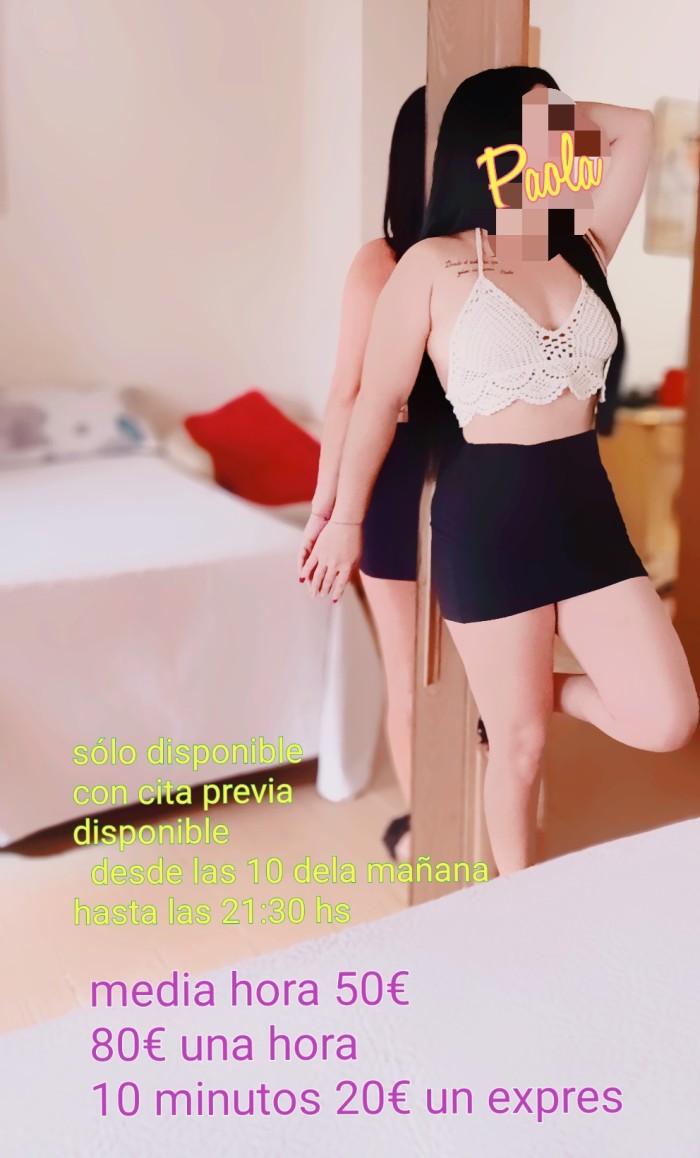 Jovencita hermosa implicada