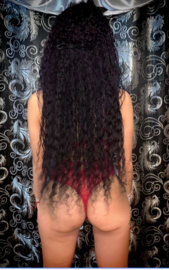 Linda flaca belleza dominante