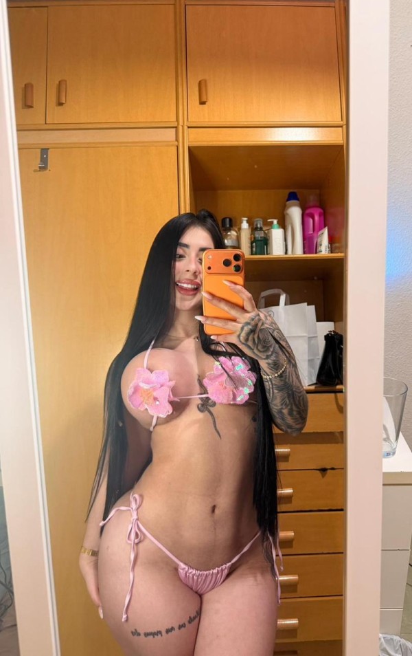 BELLA DIOSA DE CURVAS UNICAS FOGOSA CAÑERA FIESTERA LATINA NOVEDAD