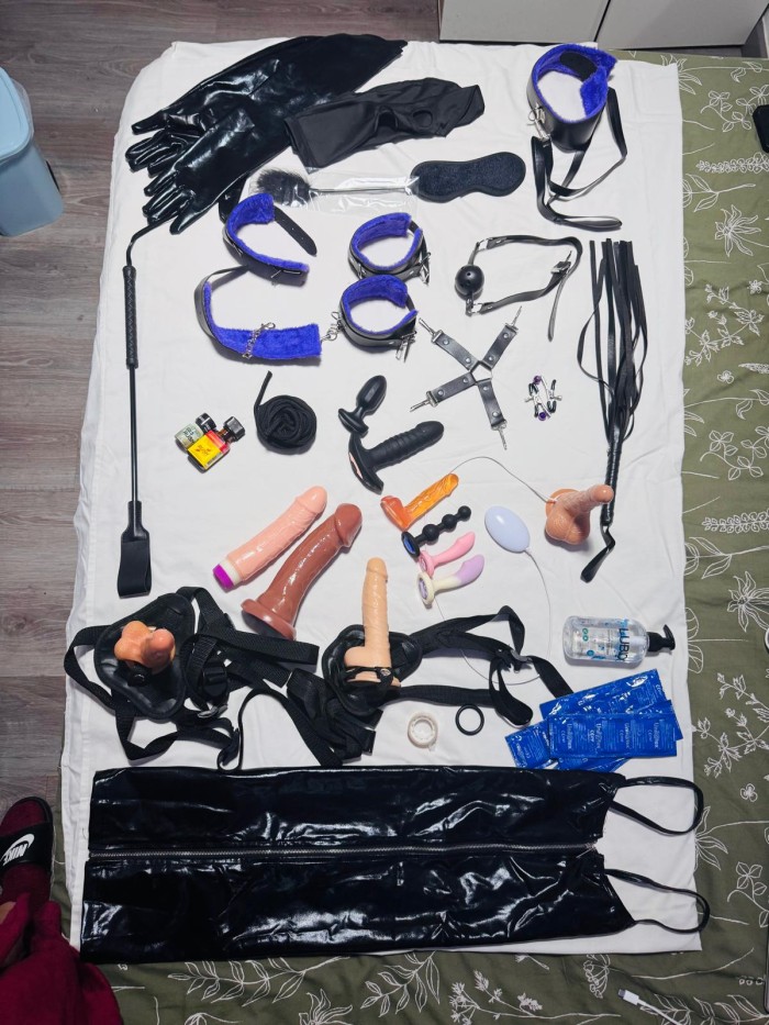 Ven y sé mi puta de cuatro patas