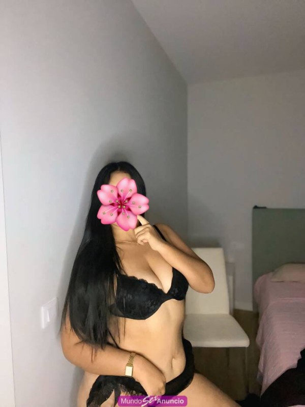 Latinas guarras fiesteras y muy cachondas dominantes