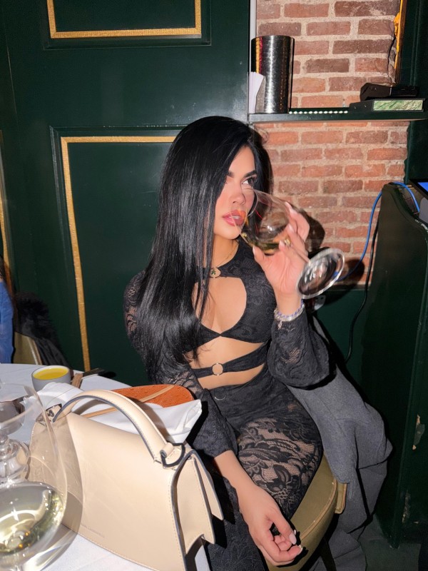 CRISTAL LA DIOSA DE LA SENSUALIDAD EXPERTA EN LLEVARTE AL CLÍMAX!!