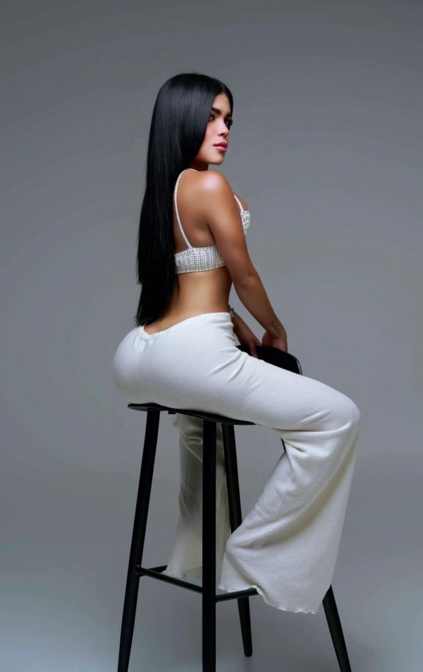 CRISTAL LA DIOSA DE LA SENSUALIDAD EXPERTA EN LLEVARTE AL CLÍMAX!!