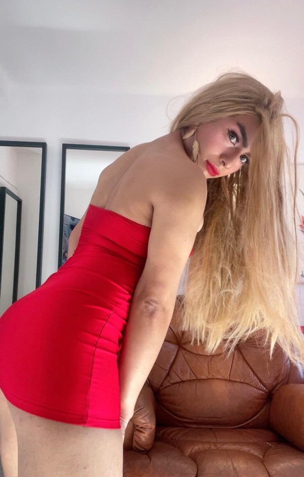MICHELLE …TRANS COMPLETÍSIMA FIESTERA Y MUY GUARRA SIN LÍMITES