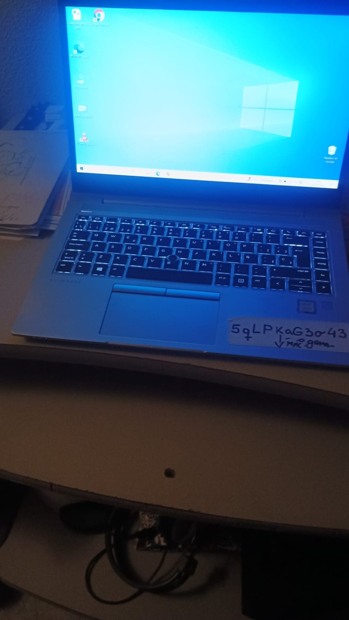 SE SOLICITA ENCARGADA EN ARANJUEZ