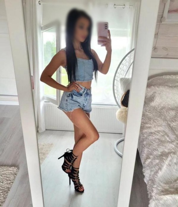 NOVEDAD JOVENCITA implicada squirt real