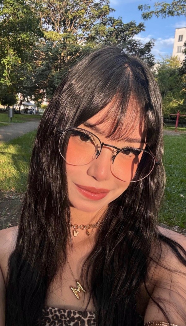 jovencita apasionada mamada profunda sexo guarro piso solo