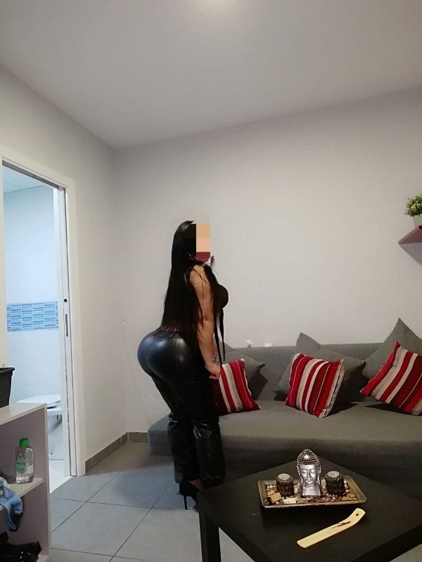 Colombiana me desplazo por todo Madrid hoteles