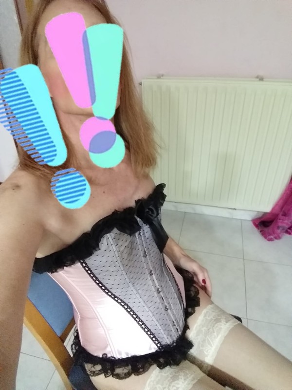 TRANS MADURITA FEMENINA DELGADITA ATRACTIVA