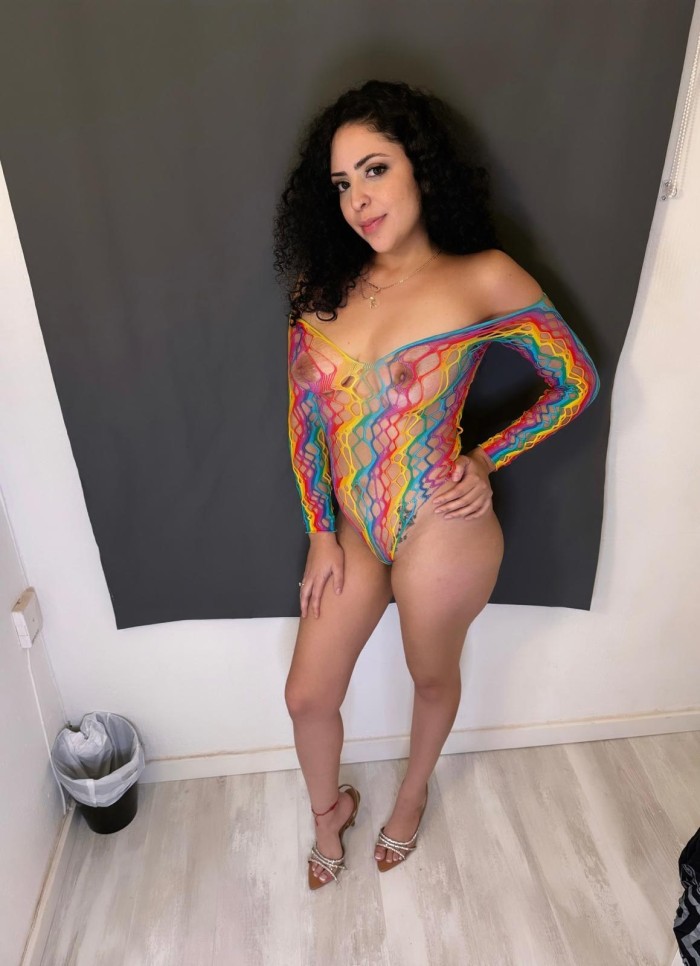 Pero que mujer más sexy en torrassa