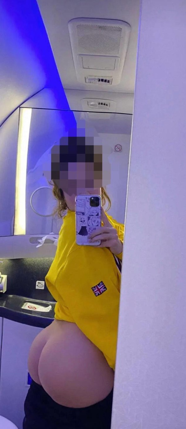 Rubia sexy de vuelta  en los boliches