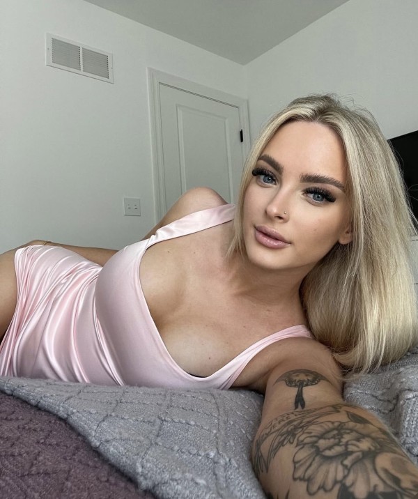 Nueva chica sexi en Málaga y divertida me gusta francés natural 24h