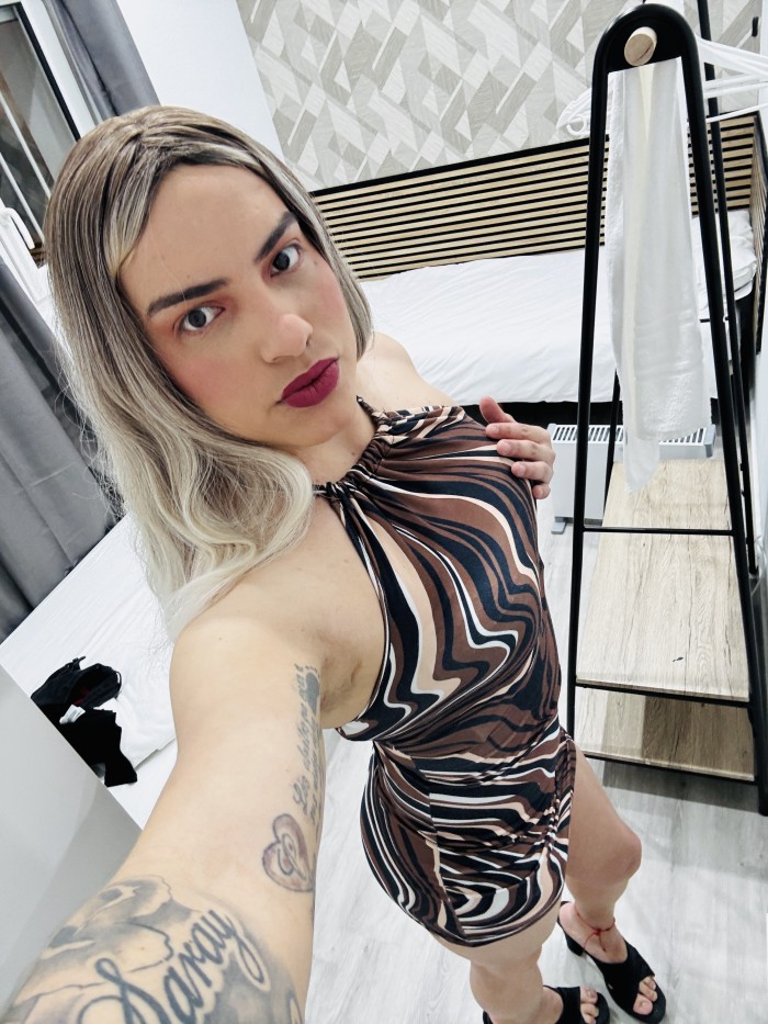 Antonela 21cm reales guarra y fiestera 100%