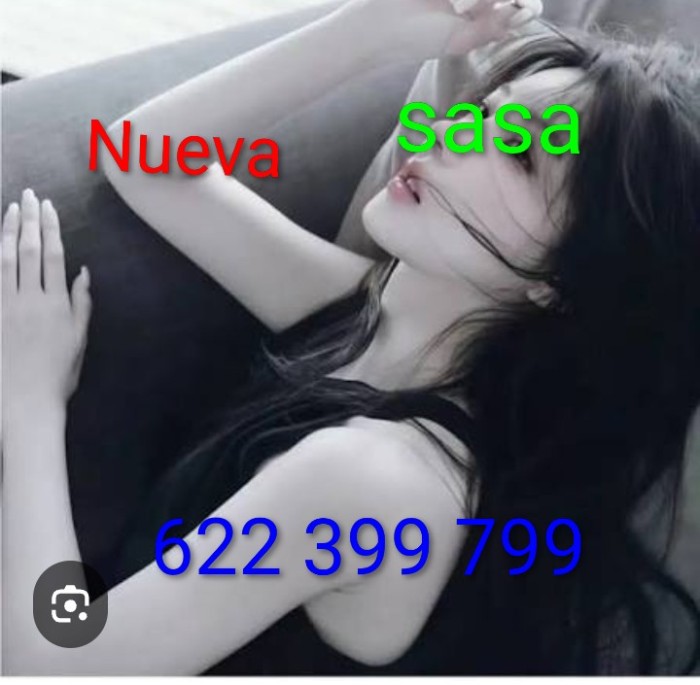 chica muy guapa trabaja bien