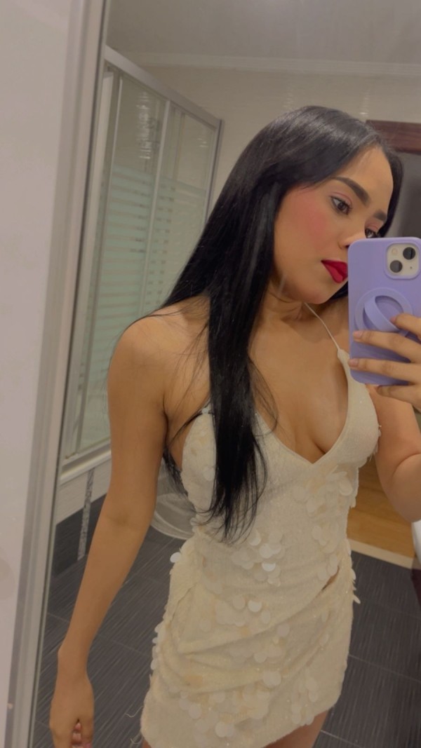 JOVENCITA COLOMBIANA INDEPENDIENTE