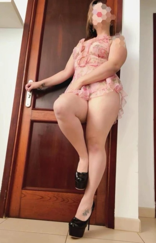RUBIA DE PASO POR TU CIUDAD ,IMPLICADA .MORBOSA