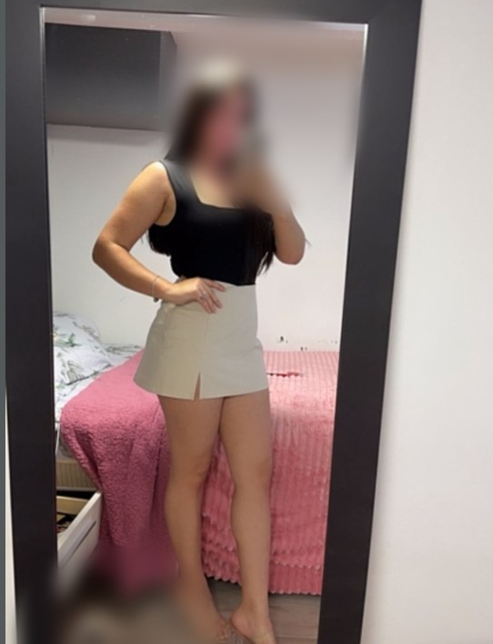 Jovencita complaciente