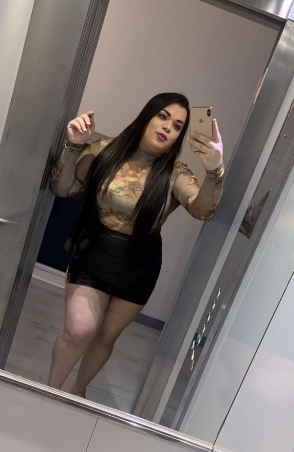 NOVEDAD ALEJANDRA CHICA TRANS CON MUCHO ENCANTO…