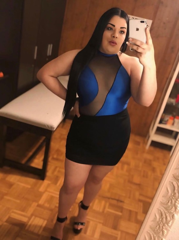 NOVEDAD ALEJANDRA CHICA TRANS CON MUCHO ENCANTO…