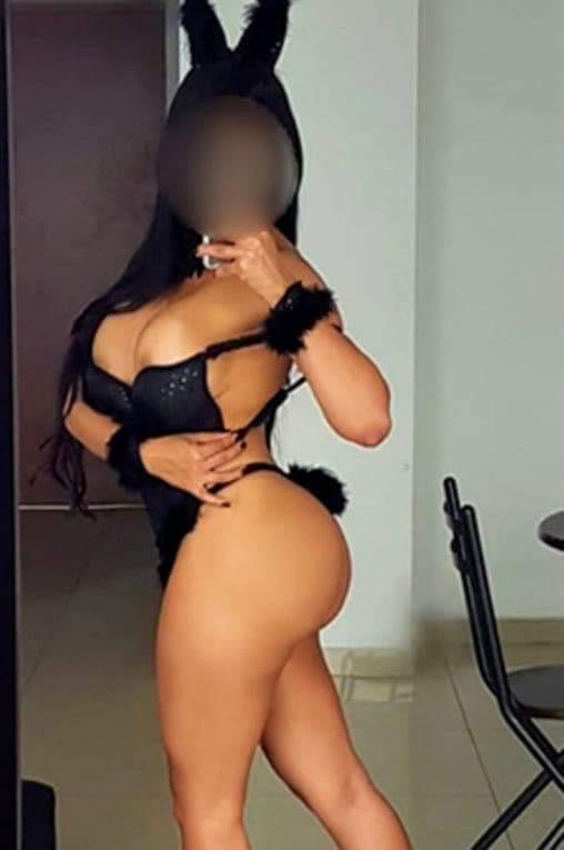 MARTINA Y LUCI AMIGAS  PARAGUAYAS  CALIENTES CACHONDAS A TOPE –  642003704