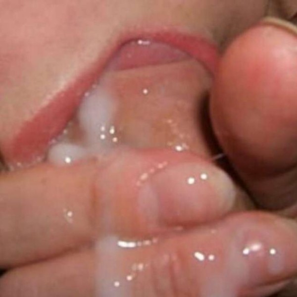 Sandra con su mejor francés natural completo bien