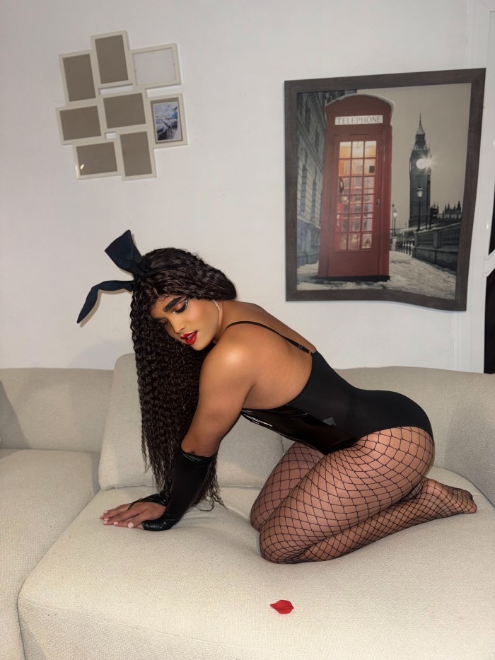 LATINA GUAPA XL CAÑERA A TOPE