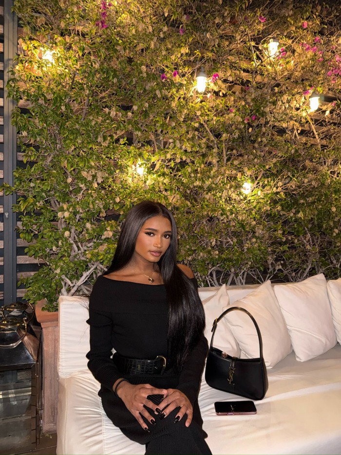 JASMINE , BARBIE DE CHOCOLATE DE REGRESO EN FENIX
