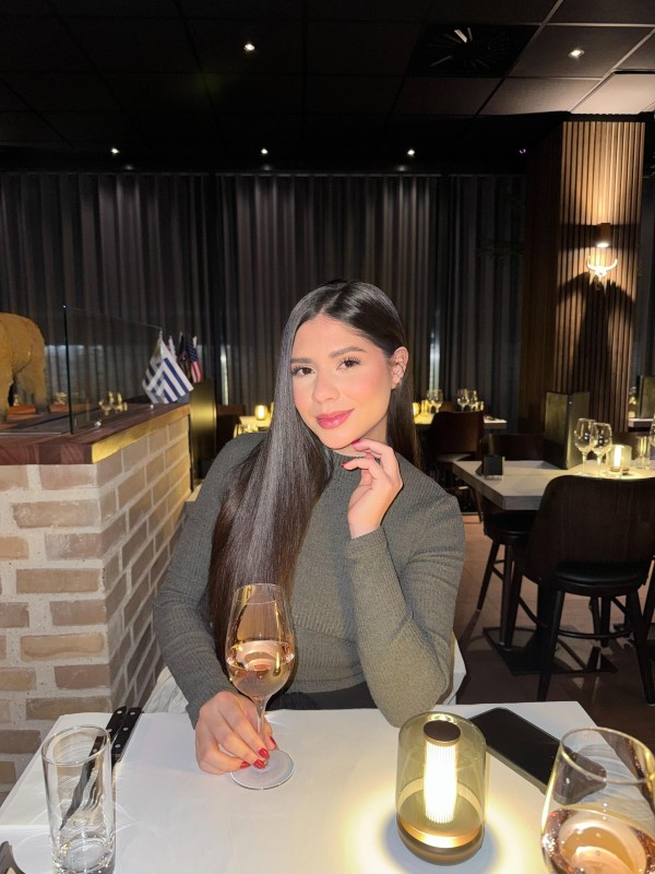 Volvi a gijon amores ALEXA sere tu mejor opcion fiestera