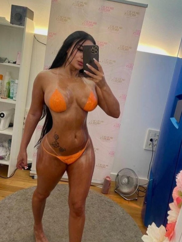 CULO Y TETAS GRANDES VENEZOLANA NOVEDAD