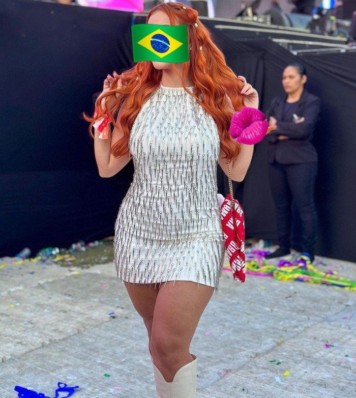 Layla brasilena esta vuelta