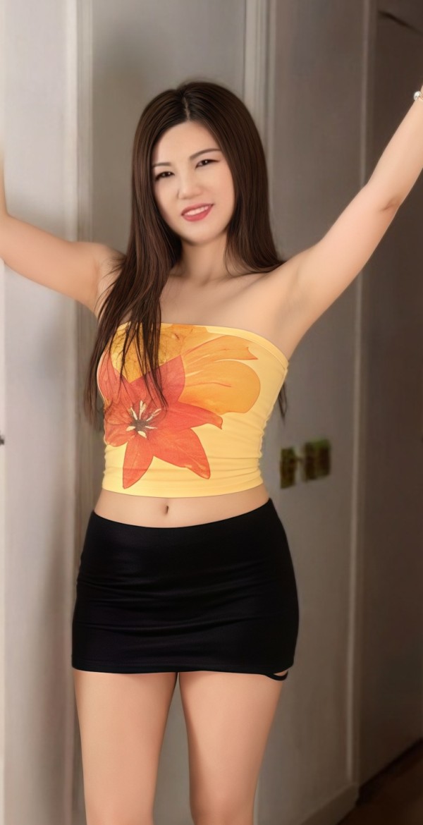 ASIáTICA! PIERNAS LARGAS! LAS PALMAS