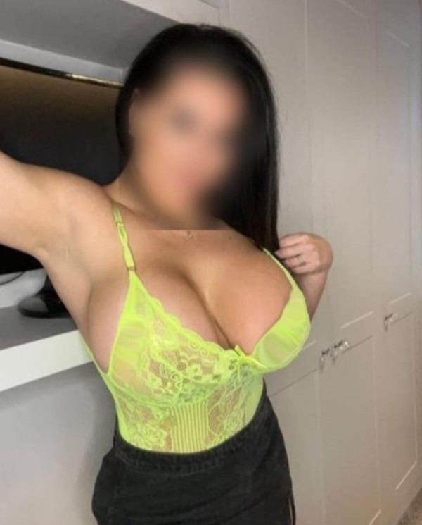 Tu amante perfecta sin límites ni tabues FIESTERA