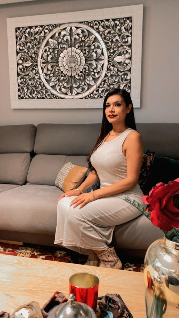 FEMENINA EDUCADA Y COMPLACIENTE  INCA MALLORCA