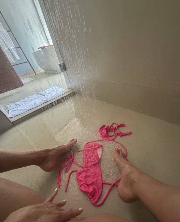 Chavalita Adicta a la Leche // NINFOMANIACA