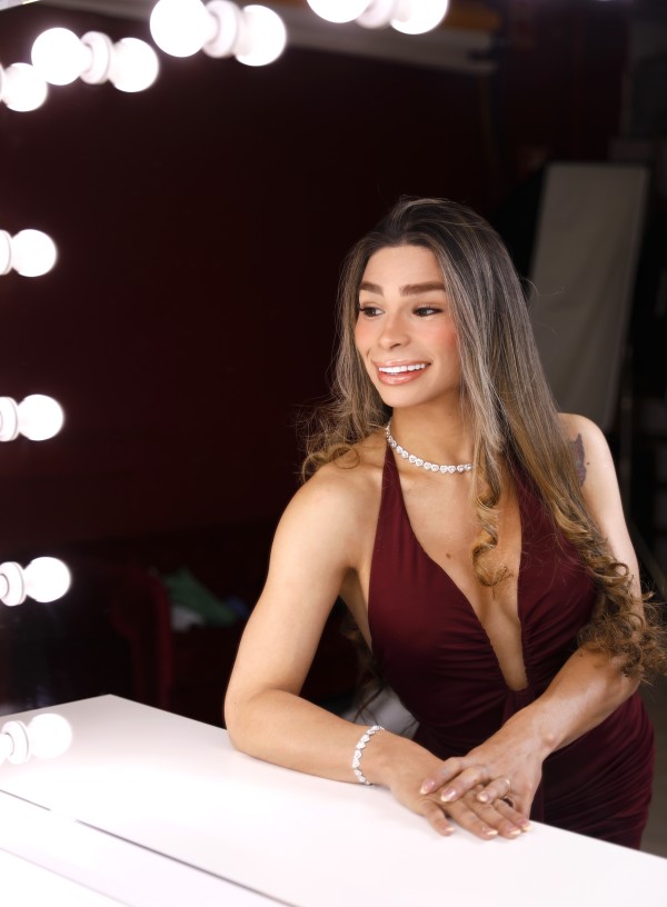 NOVEDAD EN TU CIUDAD  JOVENCITA DE 24 AÑITOS COLOMBIANA LLÁMAME Y CONÓCEME