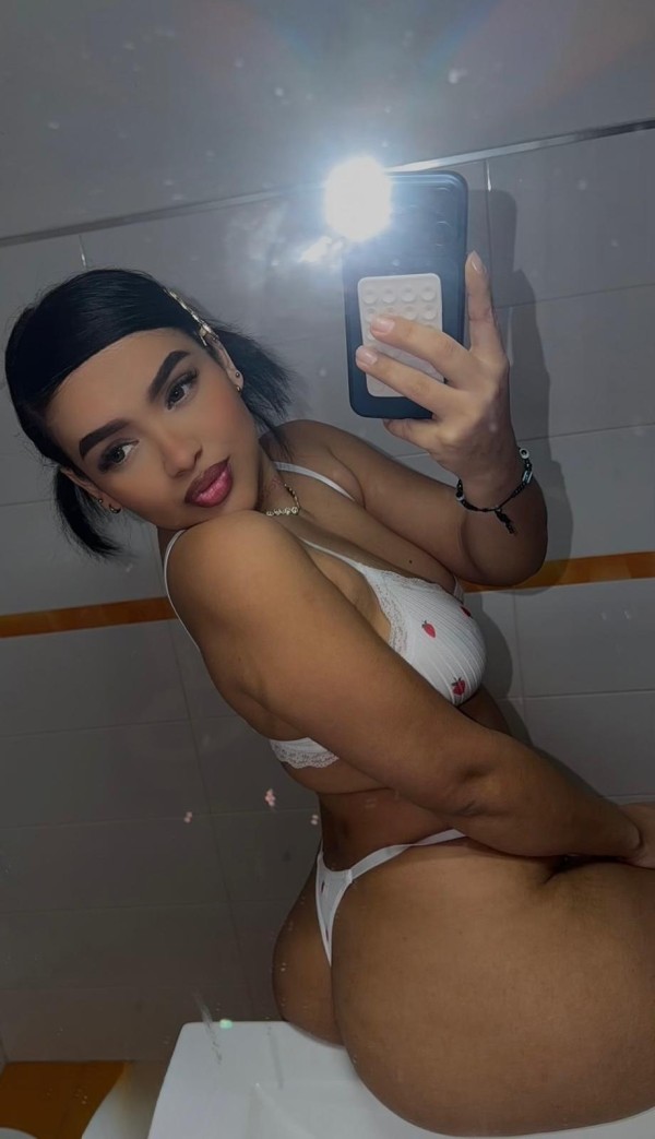 FIESTERA COLOMBIANA