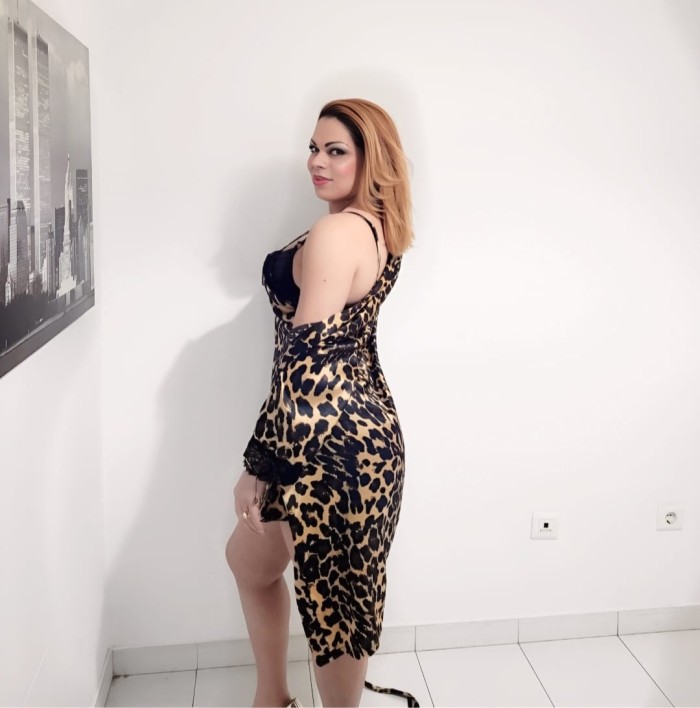 TRANS NAYARA JOVENCITA CON GANAS