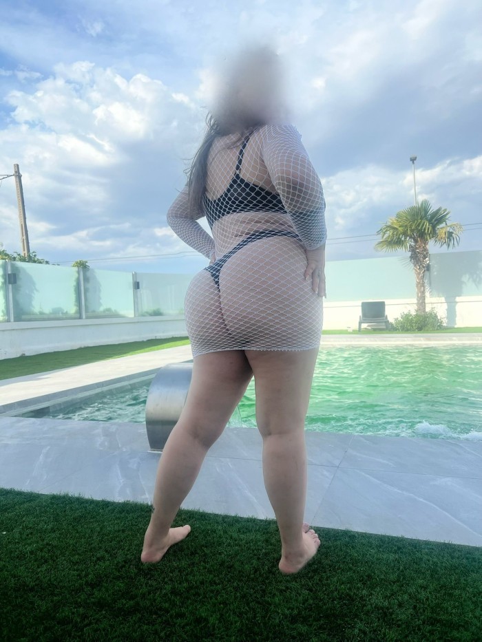 ESPAÑOLA ARDIENTE SIN PREJUCIOS MUY COMPLETA