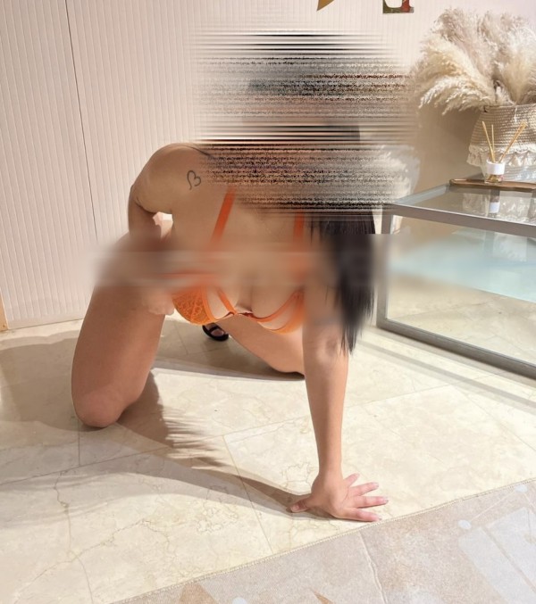 HERMOSA SEÑORITA, EL MEJOR SERVICIO Y SEXO EN GIRONA