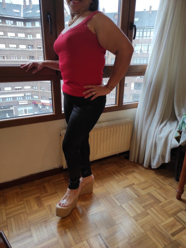 SONIA PARA EL ESTRENO NUEVA GRAN NOVEDAD