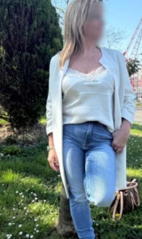 COLOMBIANA FRANCES NATURAL FERROL CENTRO