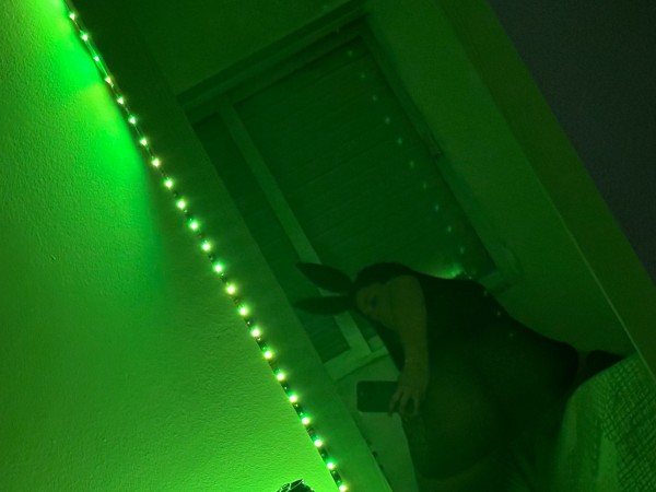 JOVENCITA 24 años COLOMBIANA FIESTERA