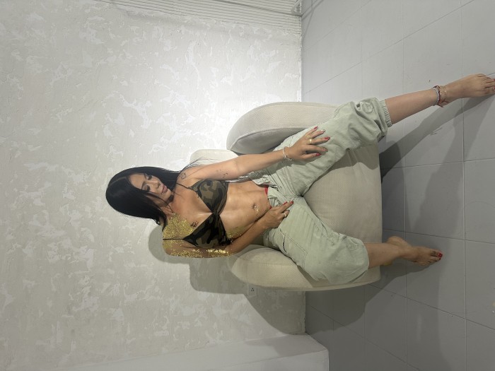 Hermosa morena colombiana