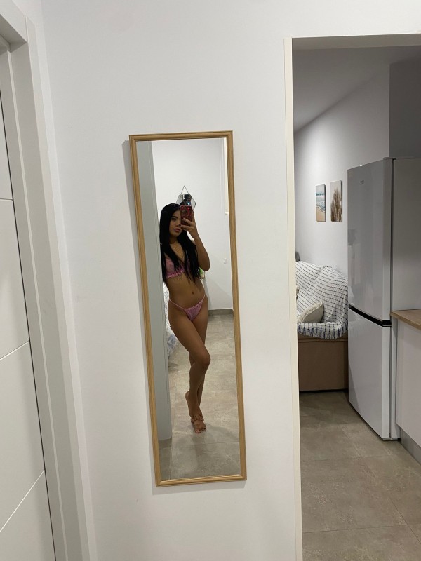 SOFIA APACIONADA SUPER CALIENTE Y COMPLECTA