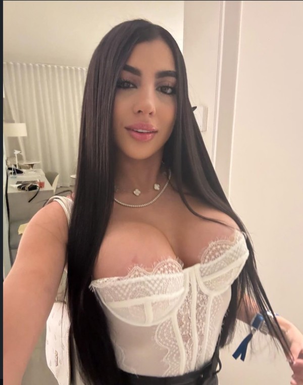 La reina Squirt Recién llegada Fiestera a tope 611334387