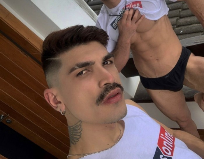 Versátil brasileño guapísimo