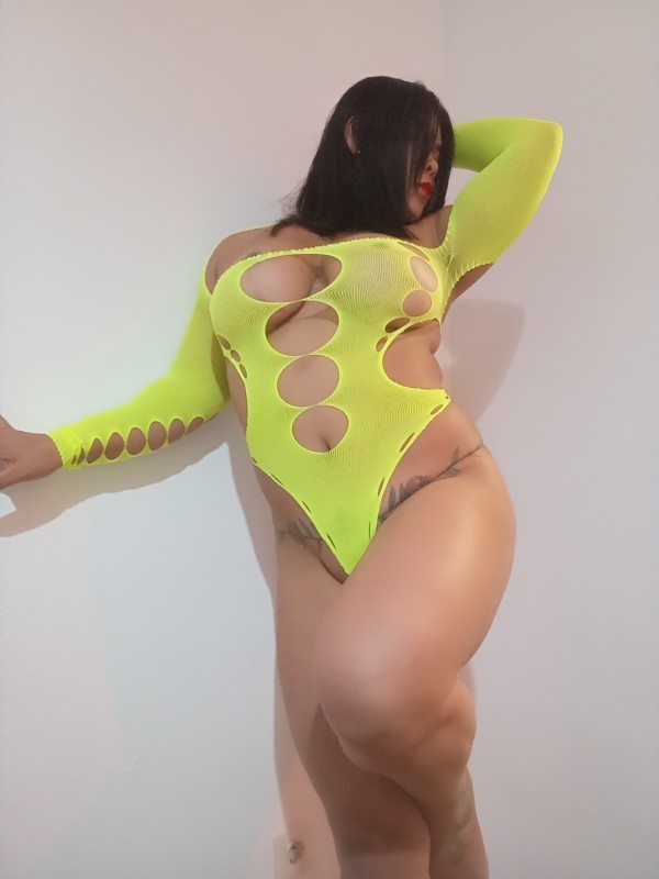 BRASILEÑA DELICIOSA MUY CACHONDA